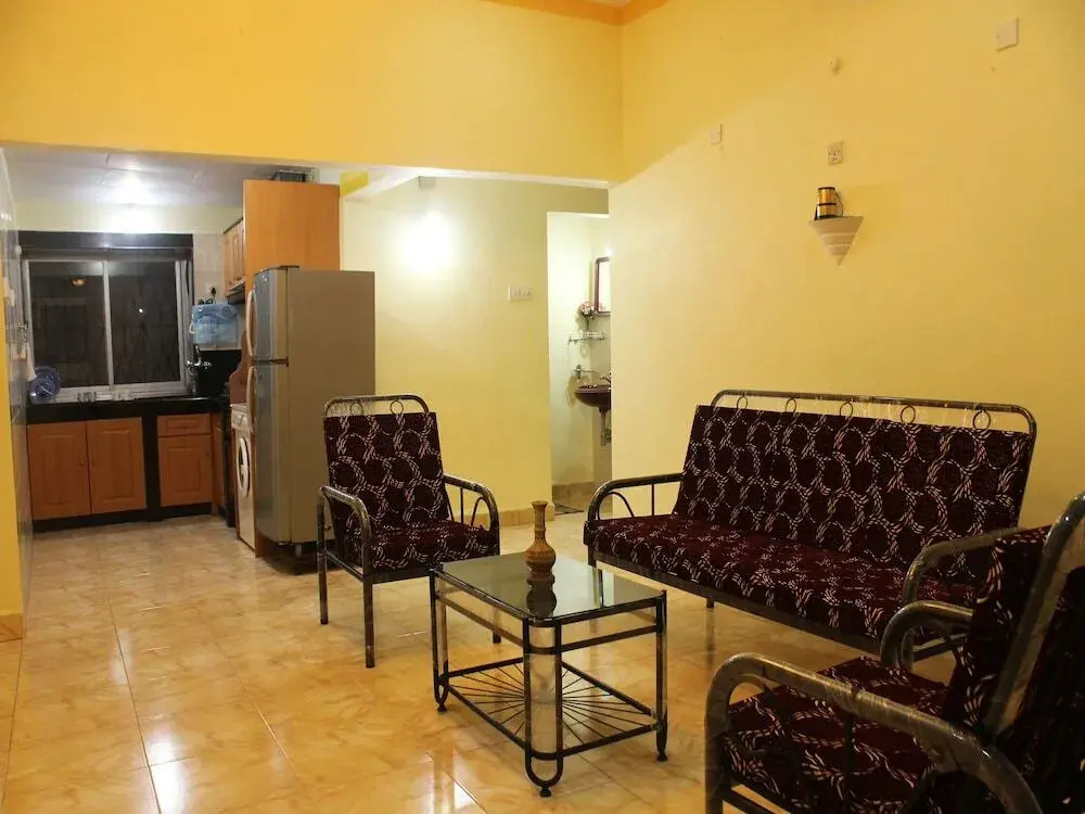 Poshak by OYO Rooms
