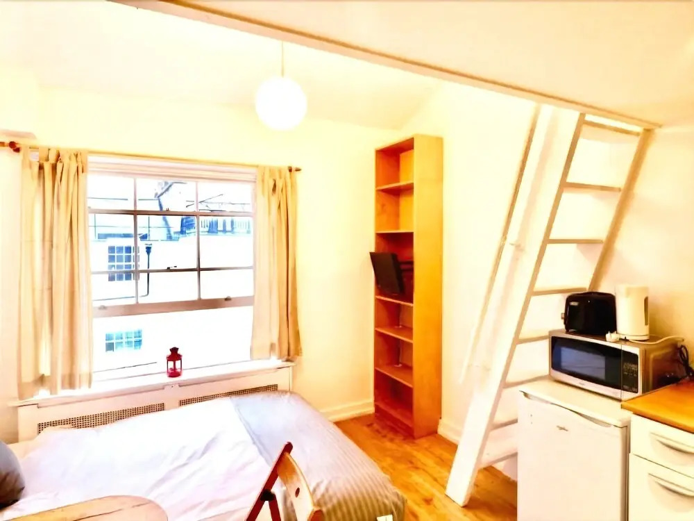 HFS Studio Next To Hydepark L29