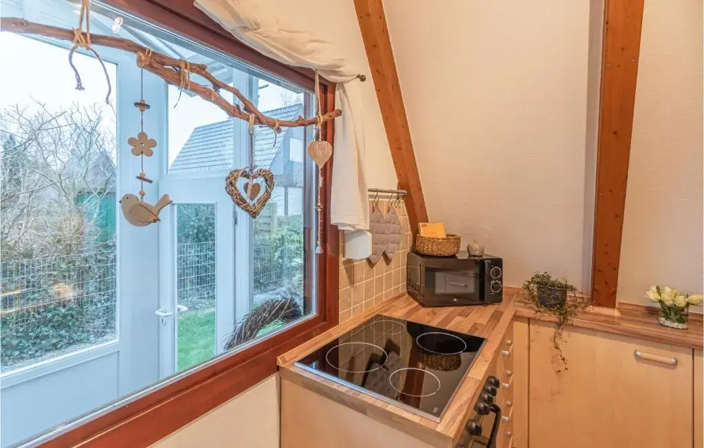 2 Bedroom Nice Home In Friedrichskoog