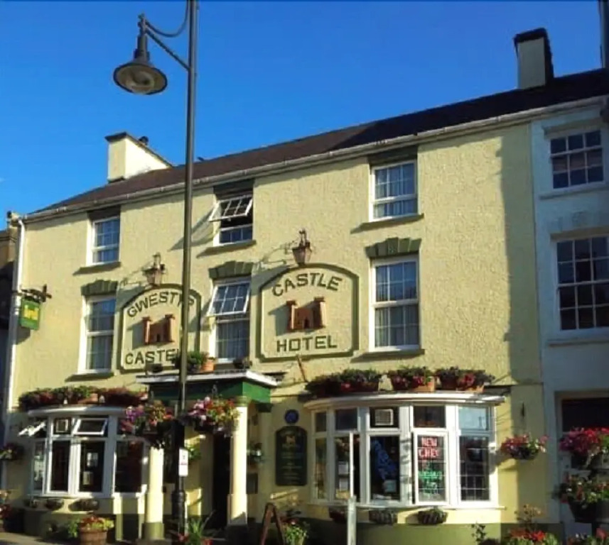 The Castle Hotel