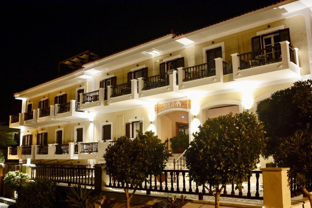 Sunrise Hotel