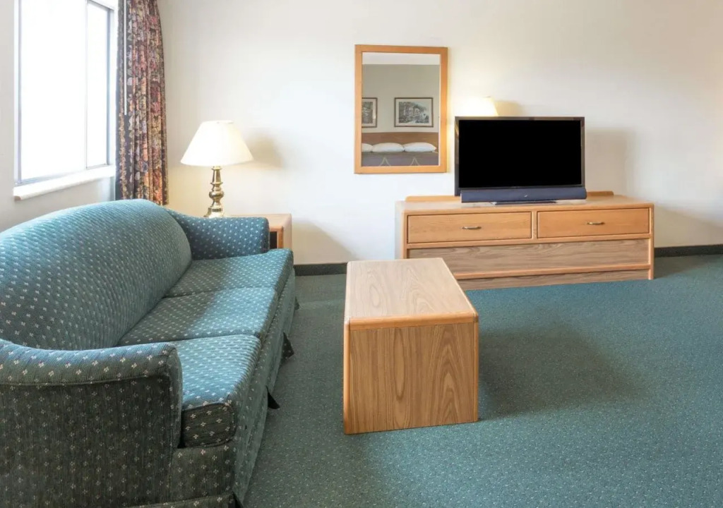 Budget inn & Suites