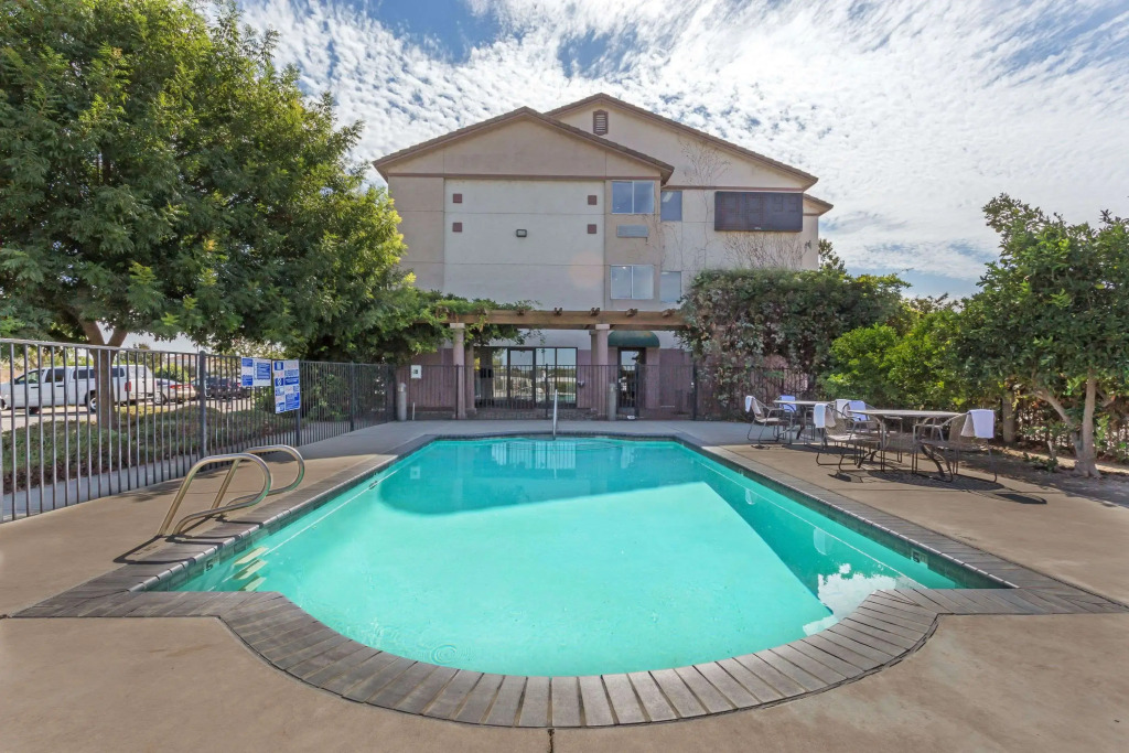 Harvest Inn Dixon UC Davis