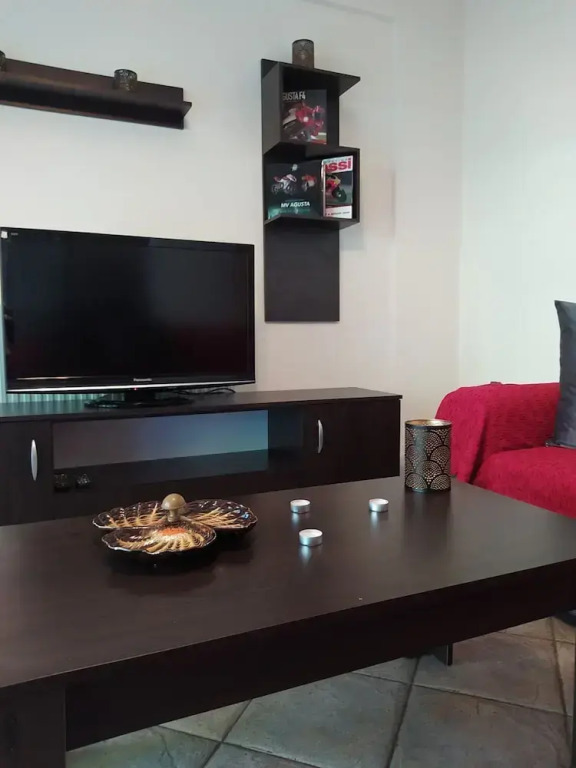 Marousi Comfy Apartment With Balcony