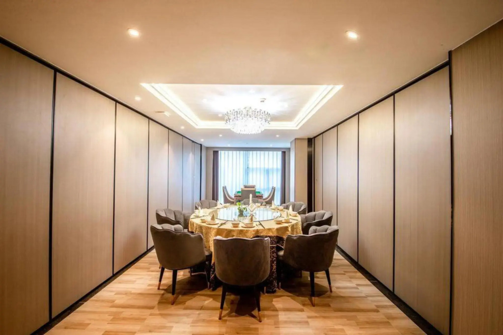 Yunya Interational Hotel(Kuanzhai  Xiangzi Jinli)