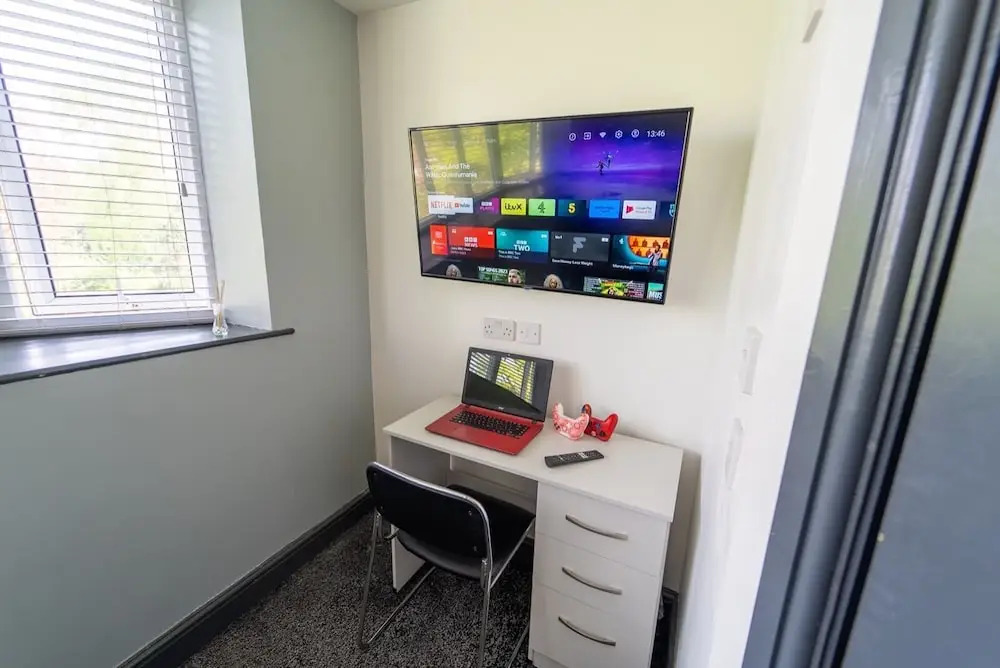 Spacious 1-bed Studio in Birmingham
