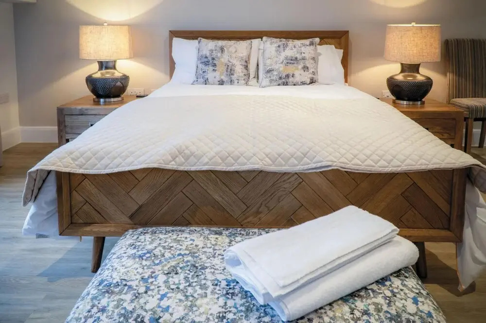 Suite 1 - Sleeping Giant Hotel - PEN Y CAE Inn