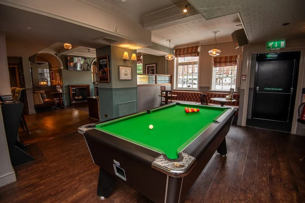 The George Inn