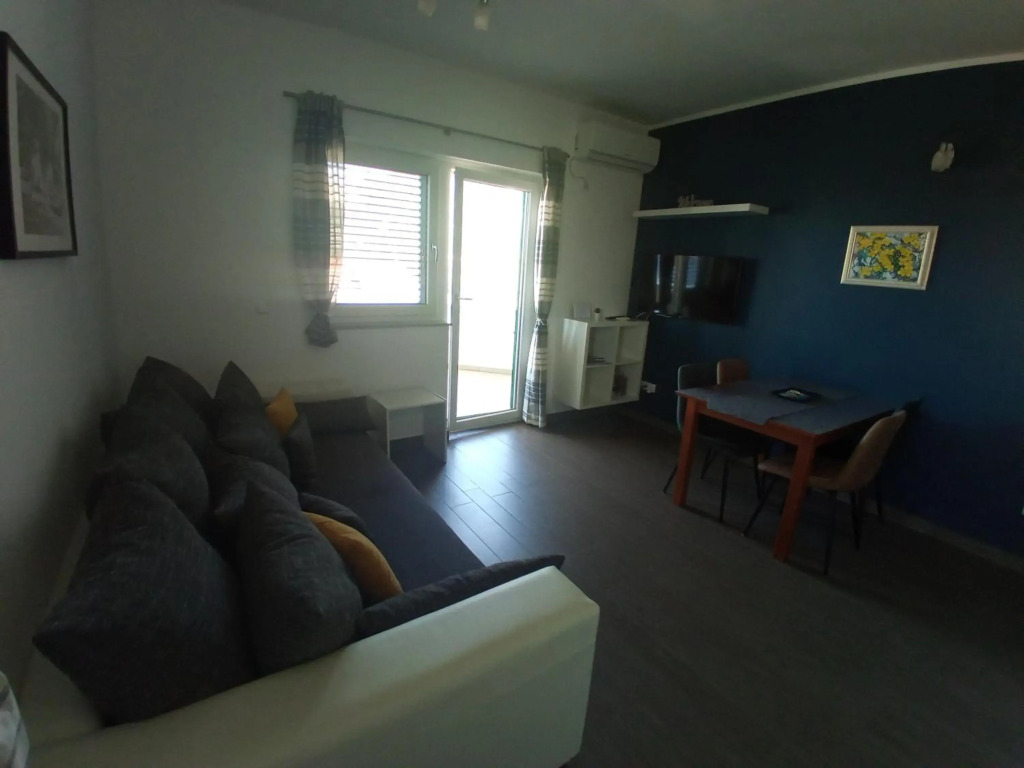 Villa Luce Apartment House