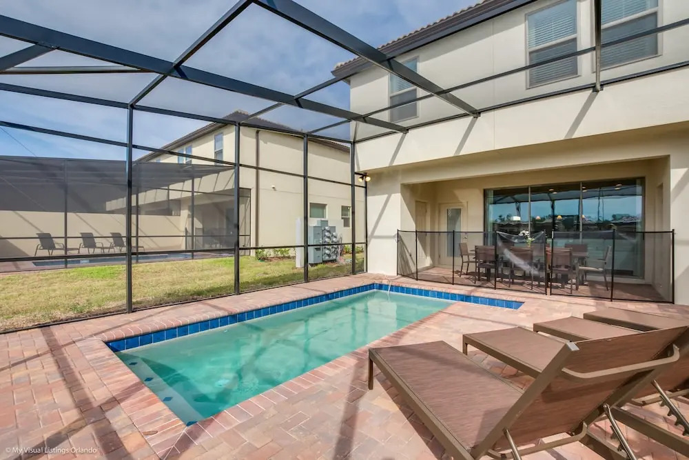 5 Bed 5 Ba Home W Pool & Spa