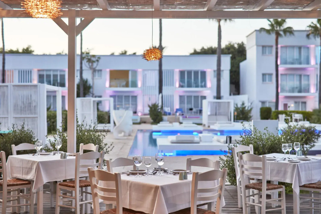 So Nice Beach Resort