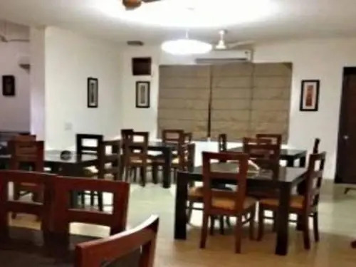 Hotel Plaazaa 1