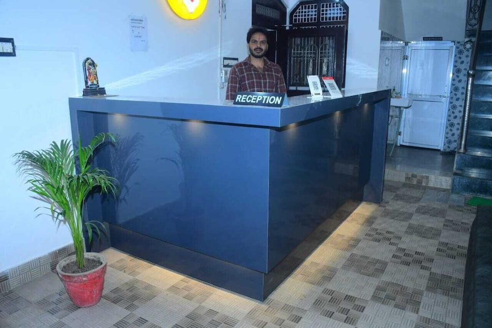 Shri Narayanam Guest House and Home Stay