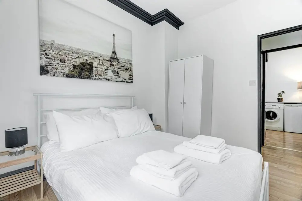 Modern 2 Bedrooms Apartment in Central London