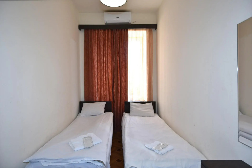 Rent Inn Yerevan (Рент Инн Ереван) на улице Налбандяна 9