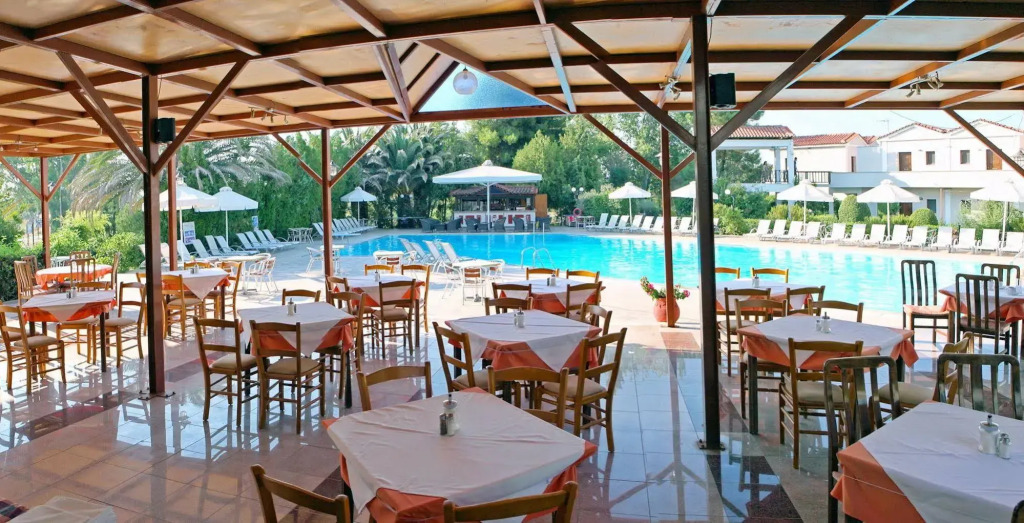 Pasiphae Hotel