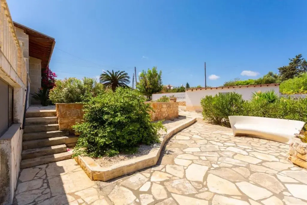 Theos Club Villas 3