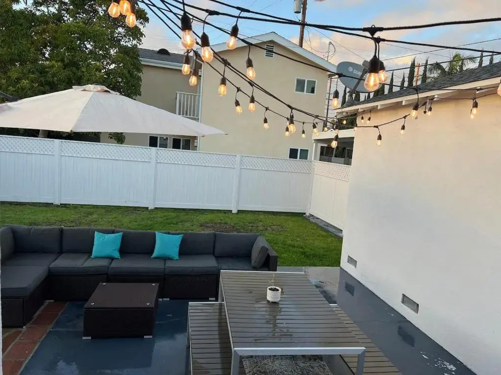 PRIVATE 4BR Near LAX & Beaches Playa Vista