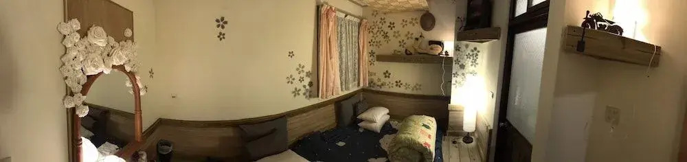 F.F.F. The 24H Valley Food Restauran B&B