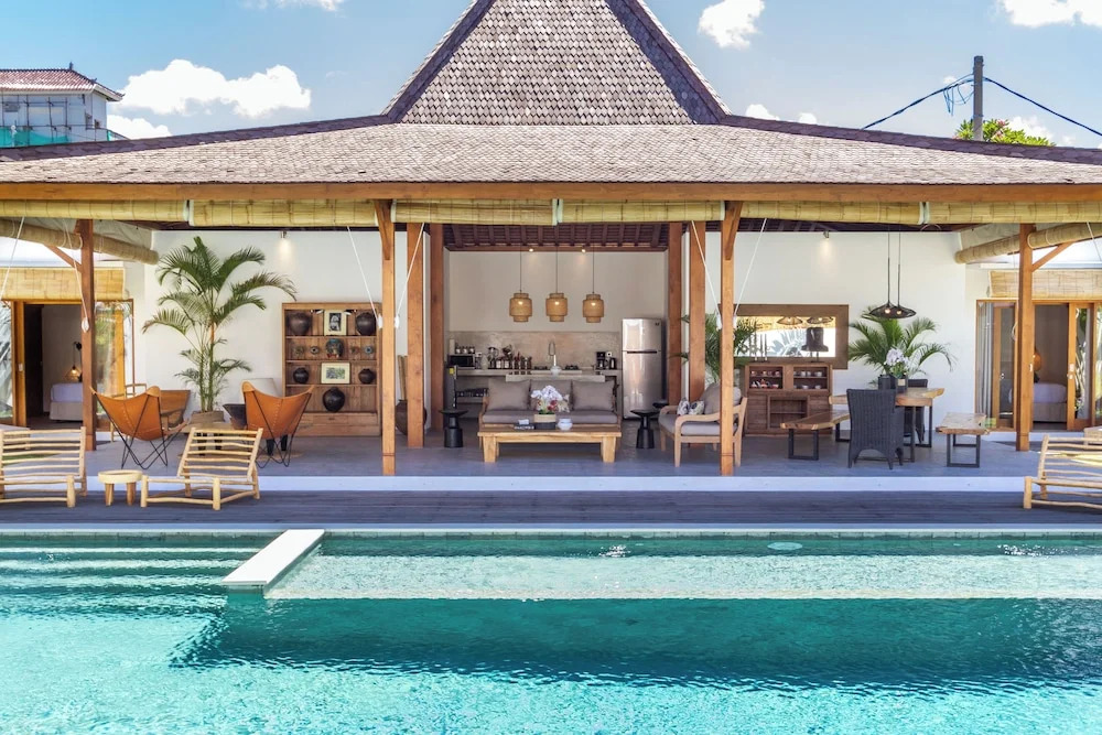 Villa Loma by Alfred in Bali