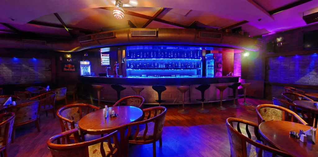 FabHotel The Royal Plaza - Koyambedu