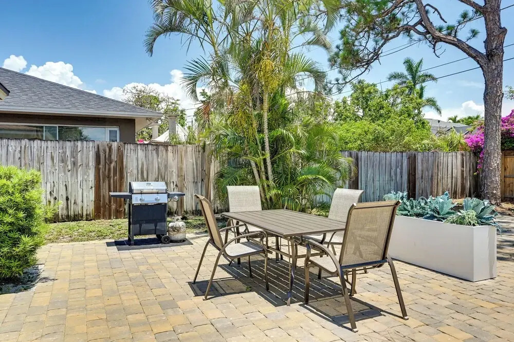 Pet-friendly Naples Vacation Rental Near Beach!
