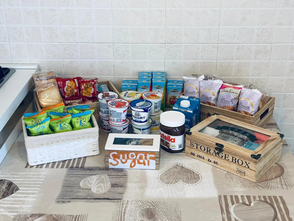 F&G 71100 - Appartamento sanificato con prodotti conformi al DGPRE 05443 - colazione inclusa - in zona tranquilla e riservata - a pochi min dall aeroporto - box auto privato su richiesta