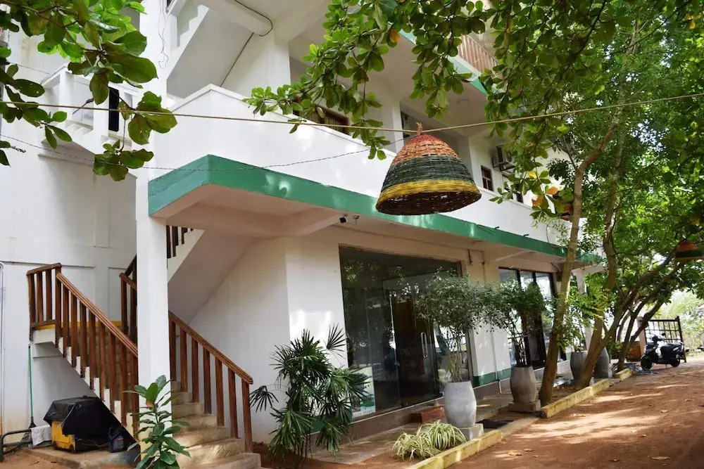 Rupas Hotel