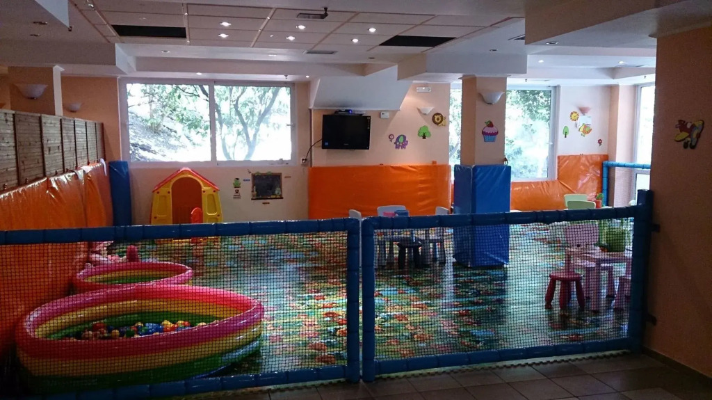 Pappas Hotel