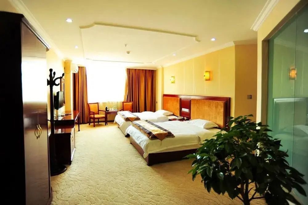 Kunming Jiyang Hot Spring Hotel