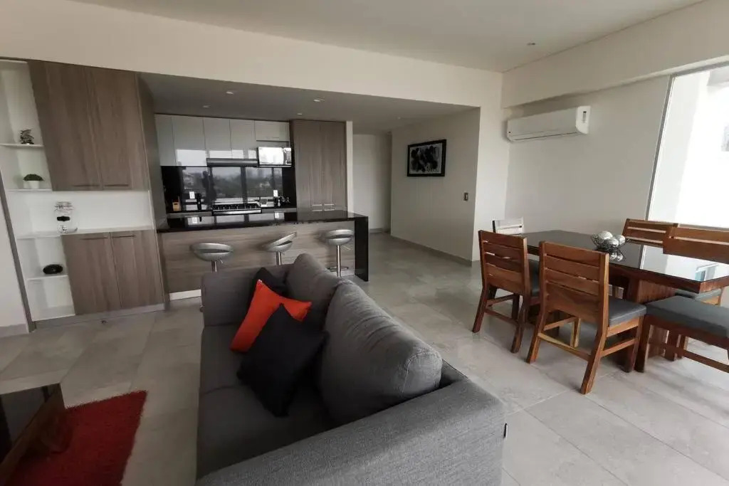 Departamento de lujo Gdl Zona Minerva, piso 8,excelente vista