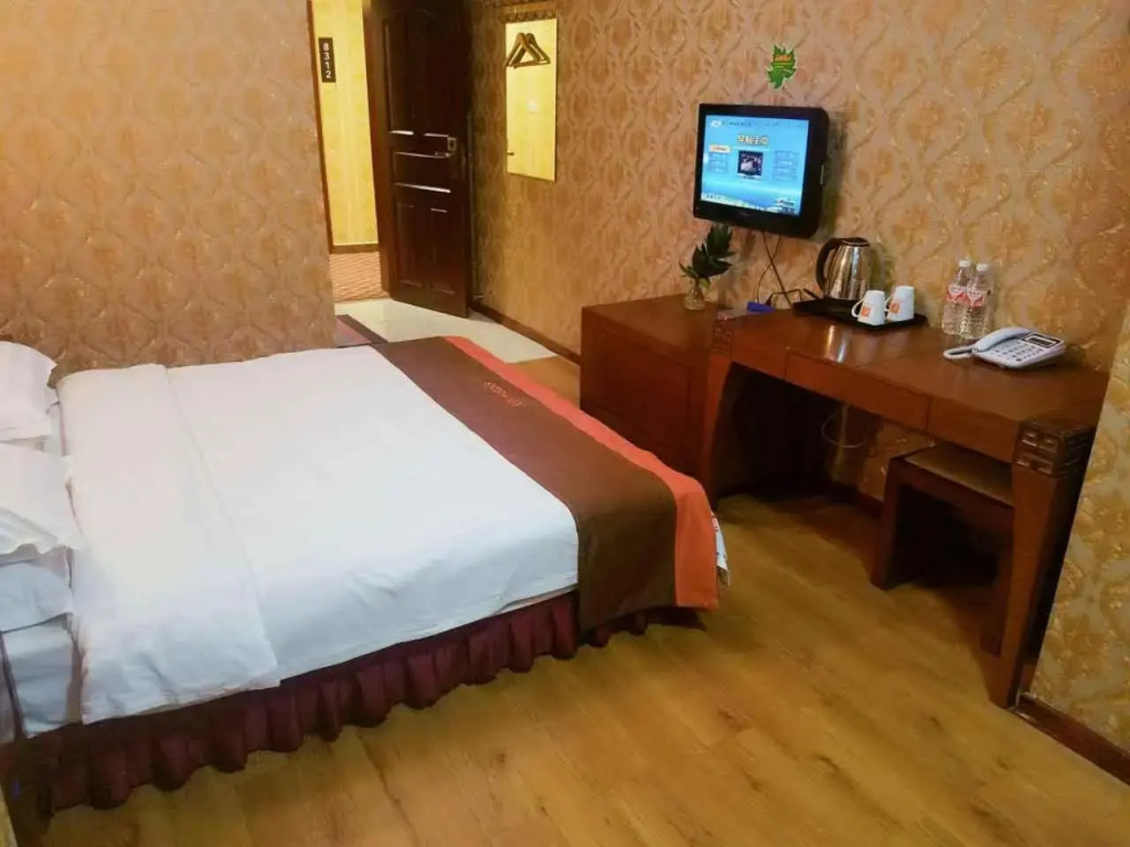 Jun Hotel Hebei Cangzhou Hejian City Shijing Dong Road