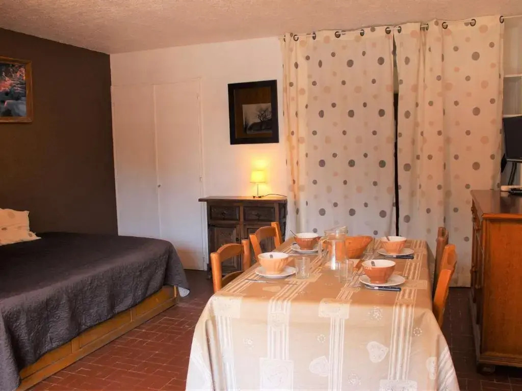 Appartement Vars, 1 pièce, 4 personnes - FR-1-330B-150