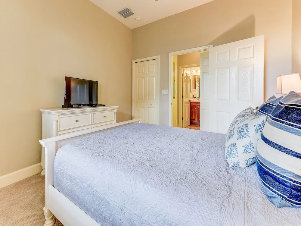 Cinnamon Beach 6 by Distinctive Beach Rentals