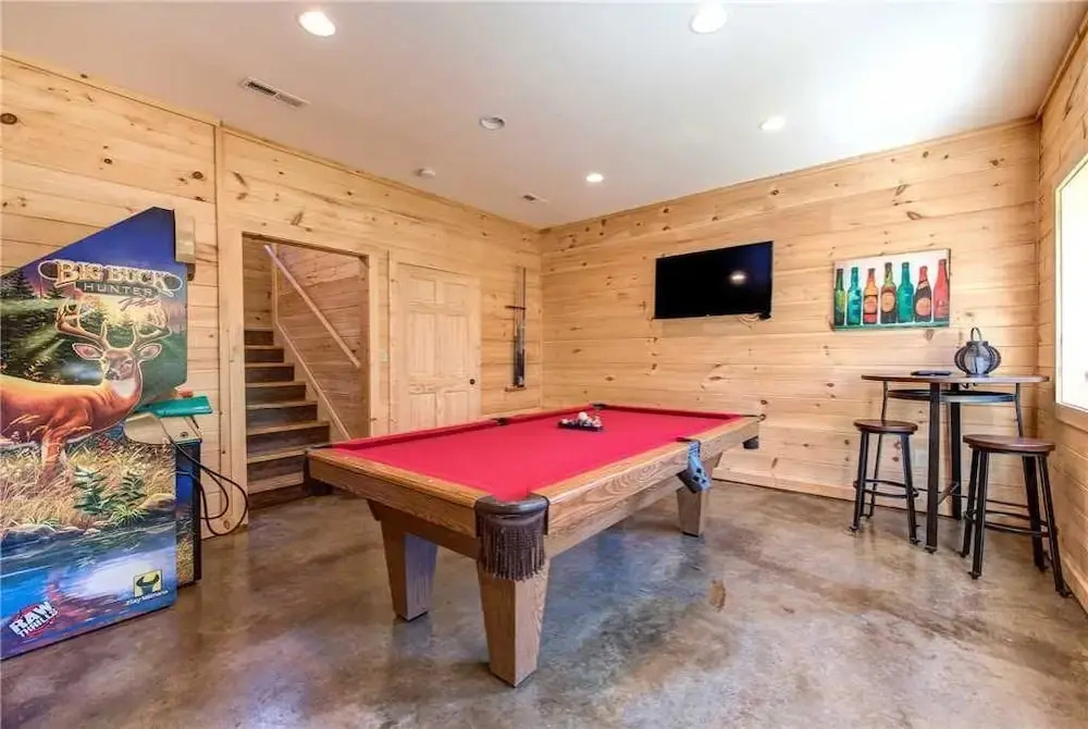 Mountain Splash 2 Bedroom Home with Private Pool