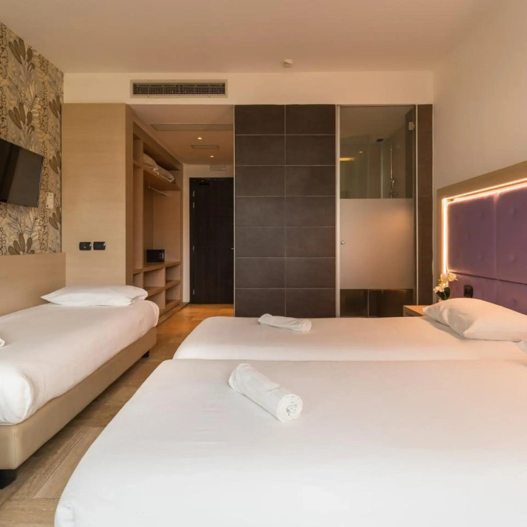 Hotel Antares