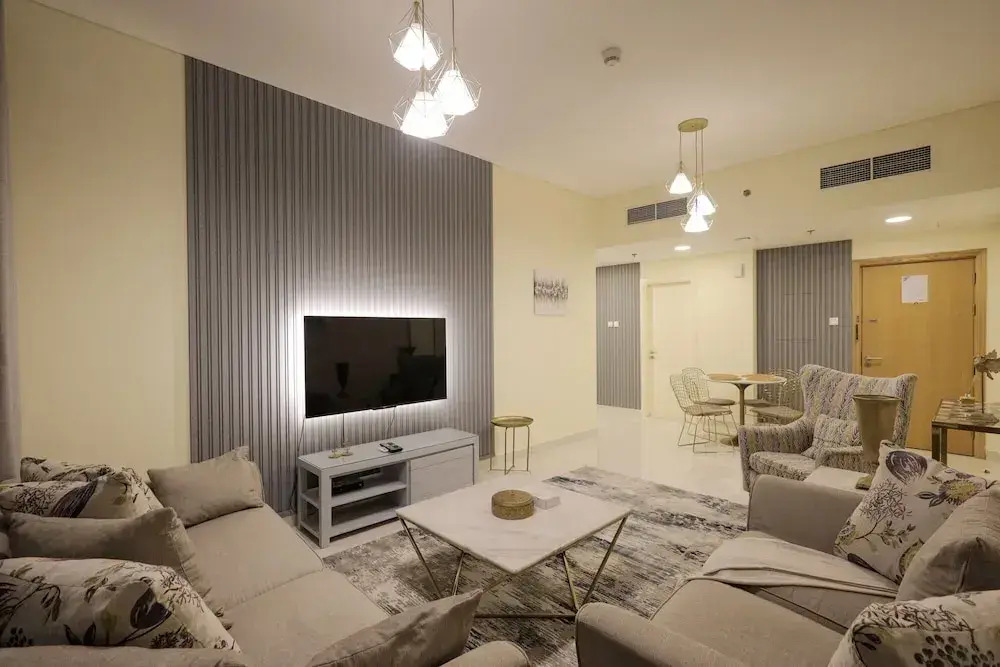 403 Park Central