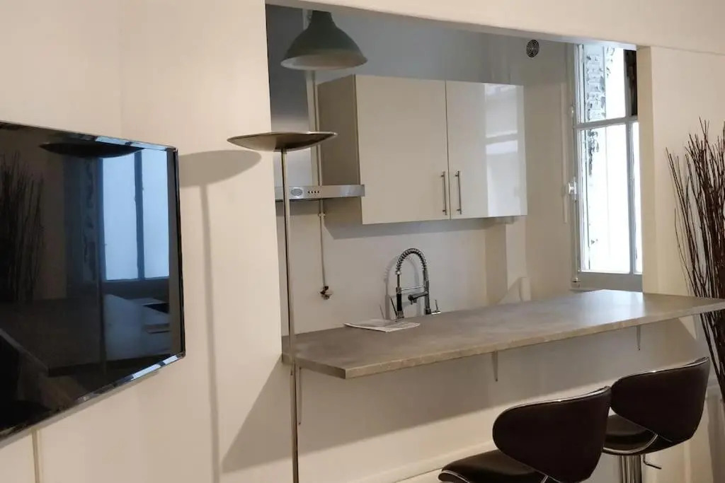 Nice and cozy 1b apartment in the heart of Paris