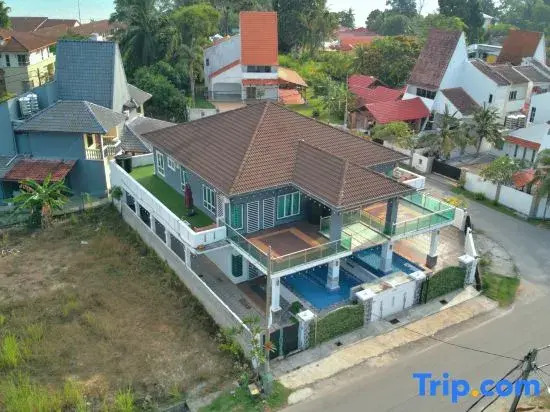 Hideaway Villa 20-46pax 9R9B PRIVATE POOL, KTV, BBQ, ARCADE GAMES, 3min to BEACH