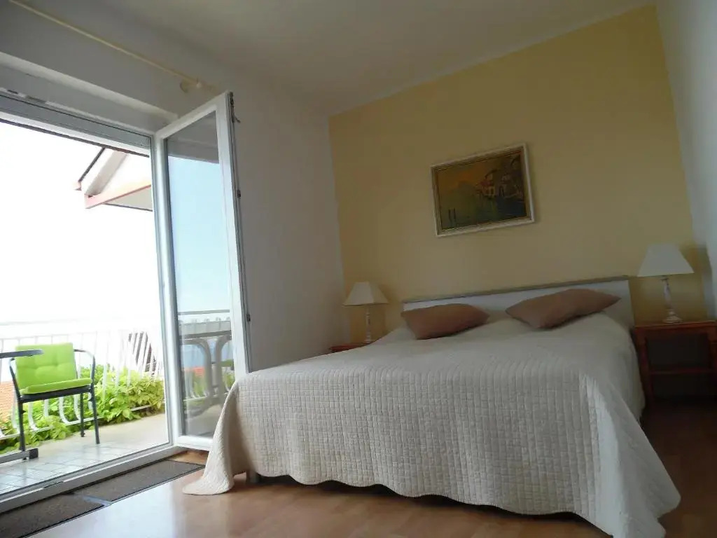 Apartments Fina