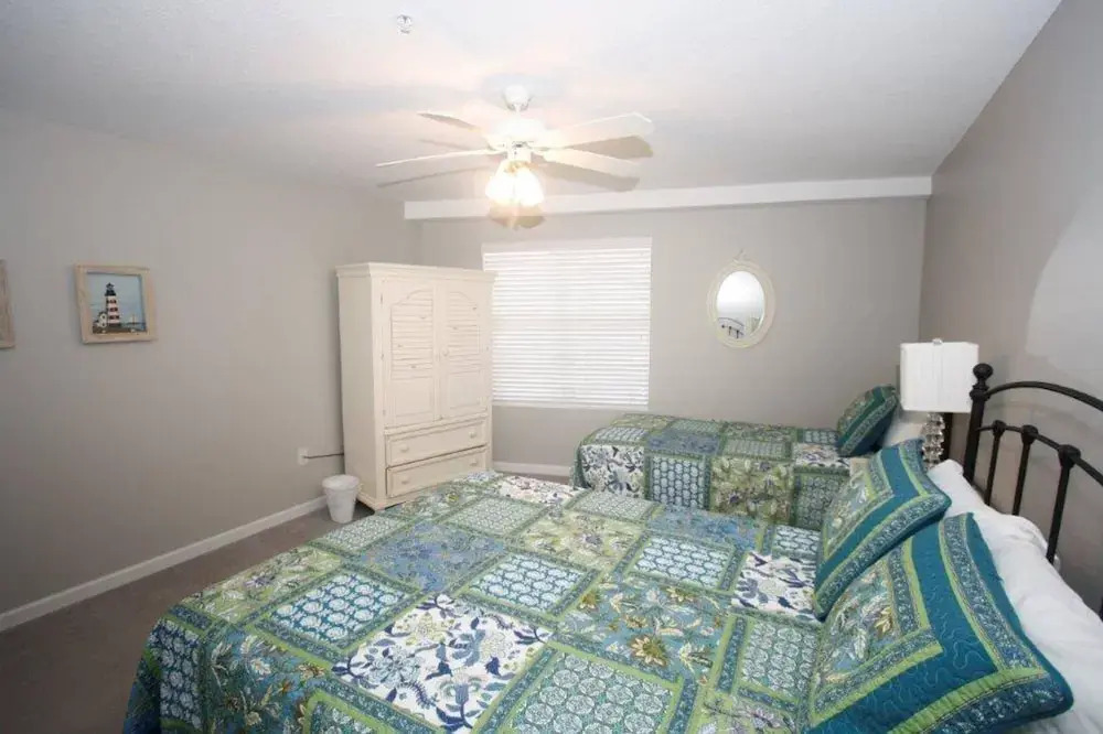 Amalfi Coast Resort B313 by Destin Getaways