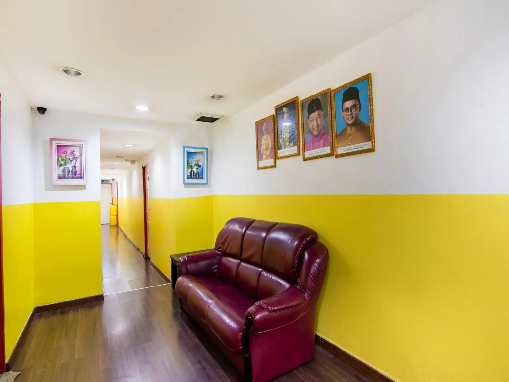 OYO 89891 1st Inn Hotel Subang