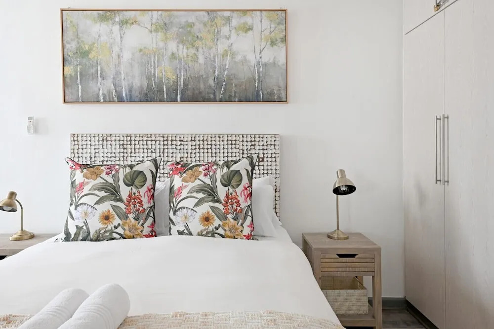 Three Bed Sea Point Secure Family Home