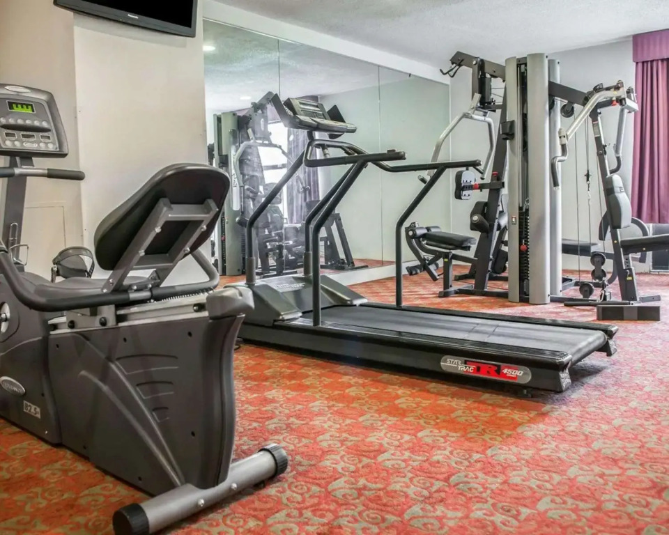 Quality Inn & Suites Indianapolis Northwest