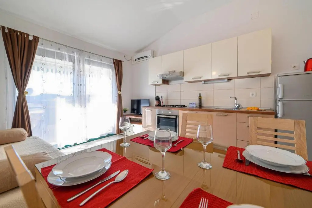 Apartments Vala