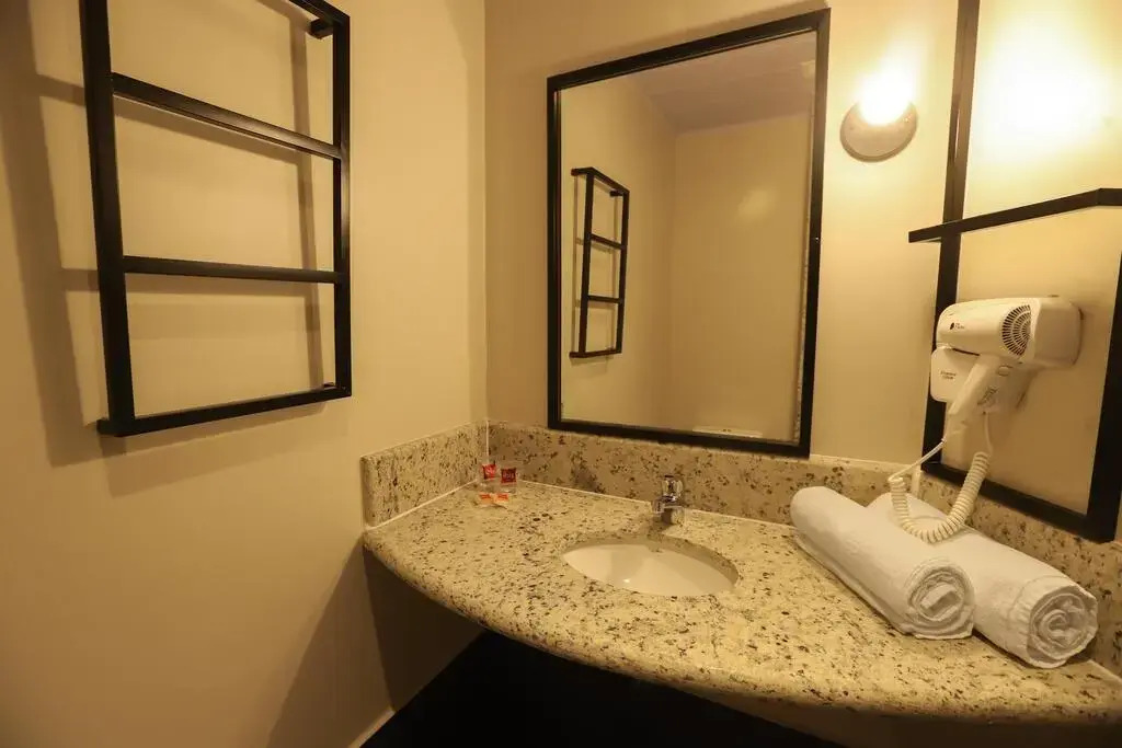 ibis Cuiaba Shopping