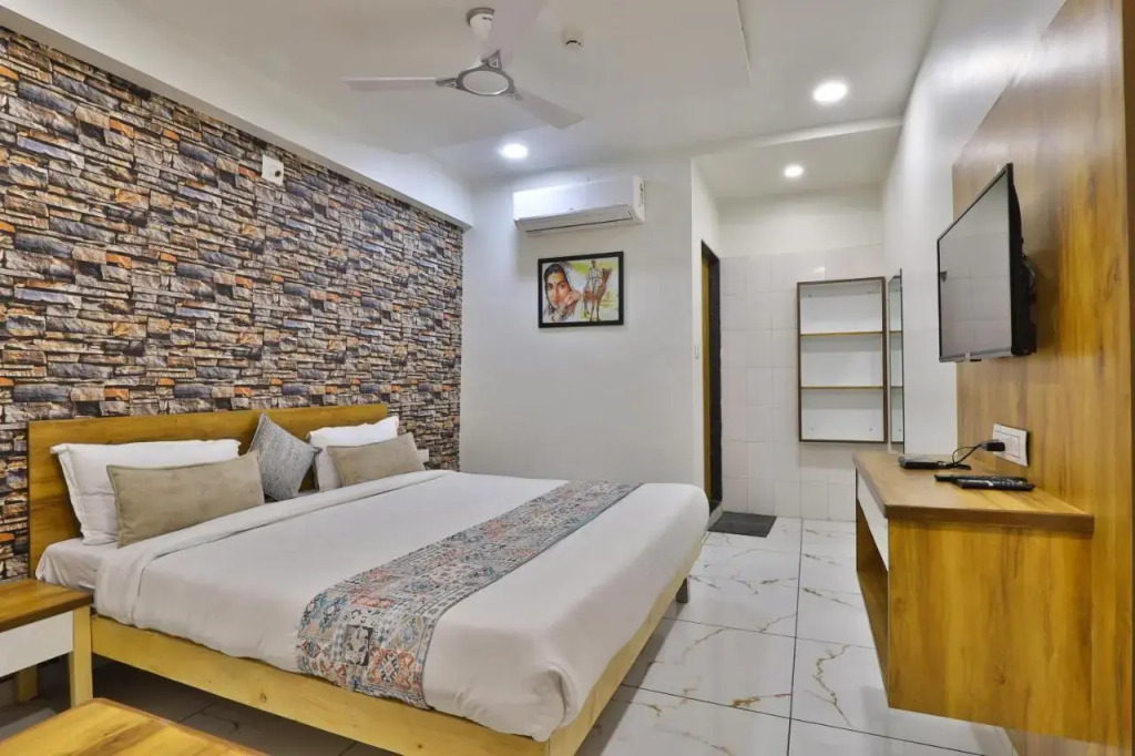 Hotel SR Rooms