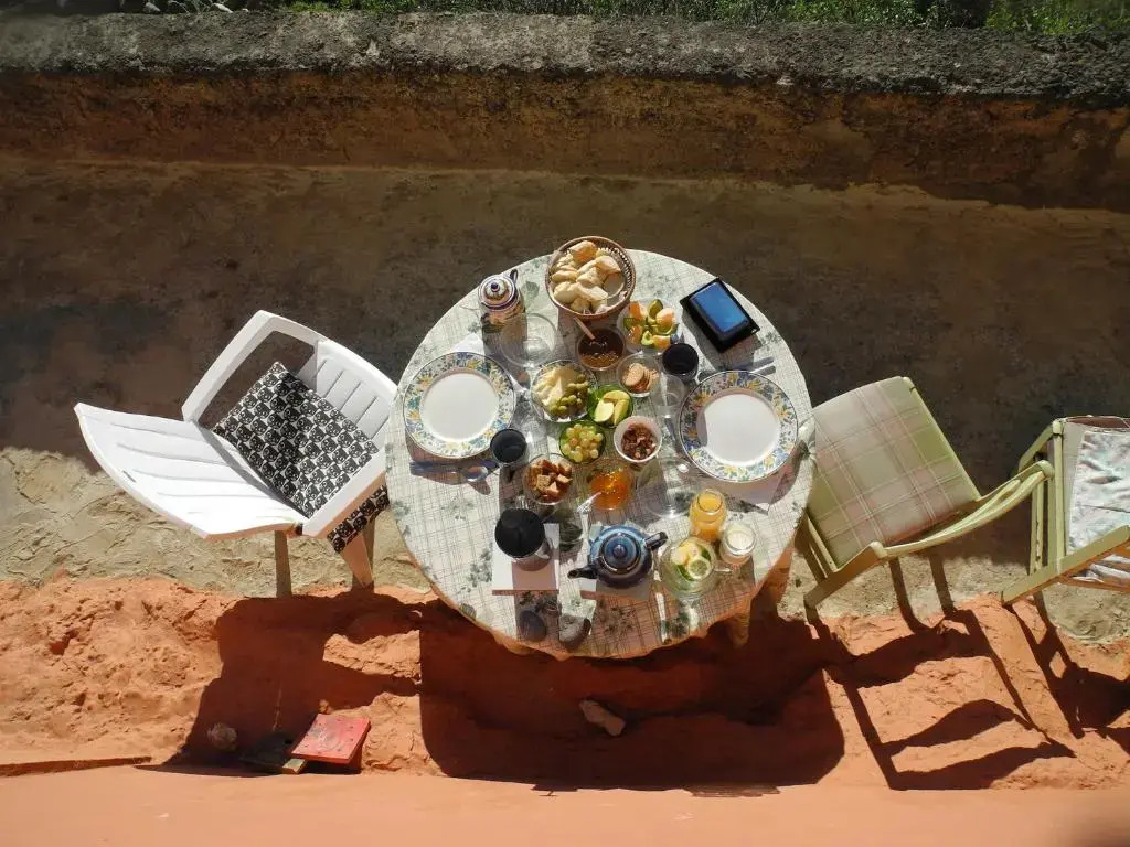 Camino Art House