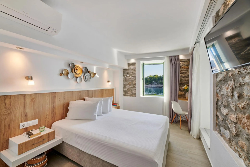 The Water Suites