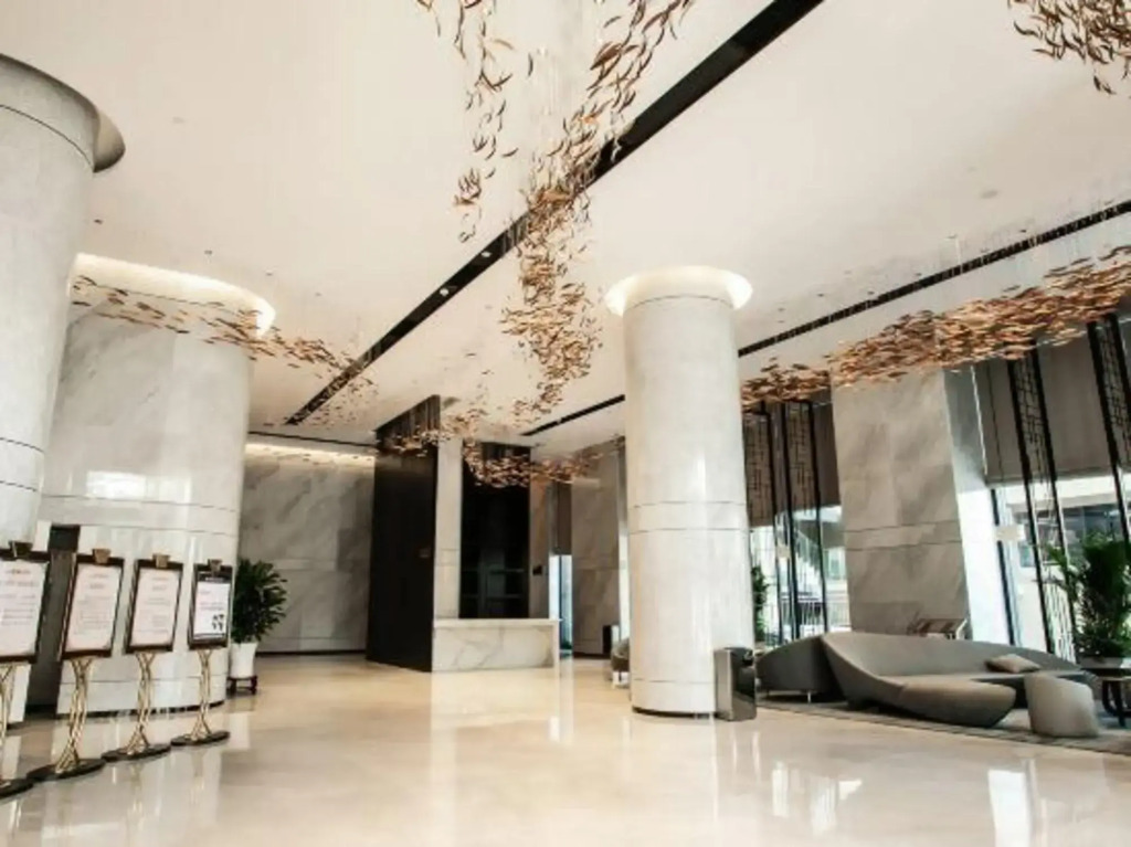 City Hotel